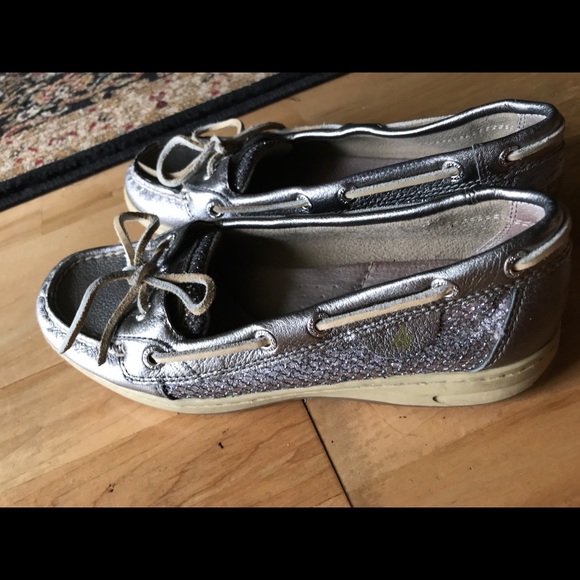 Sperry - Picture 3 of 6